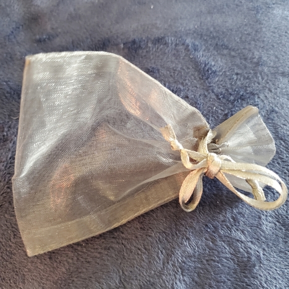 All 3 prs of 925 SS. Swarovski crystal stones - Picture 7 of 7